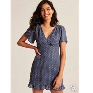 Abercrombie & Fitch Blue Polka Dot Short Sleeve Flutter Dress